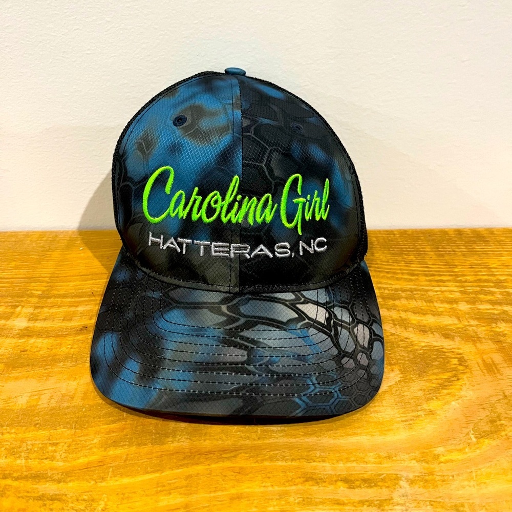 Carolina girl snake print snap‎ back Womens hat